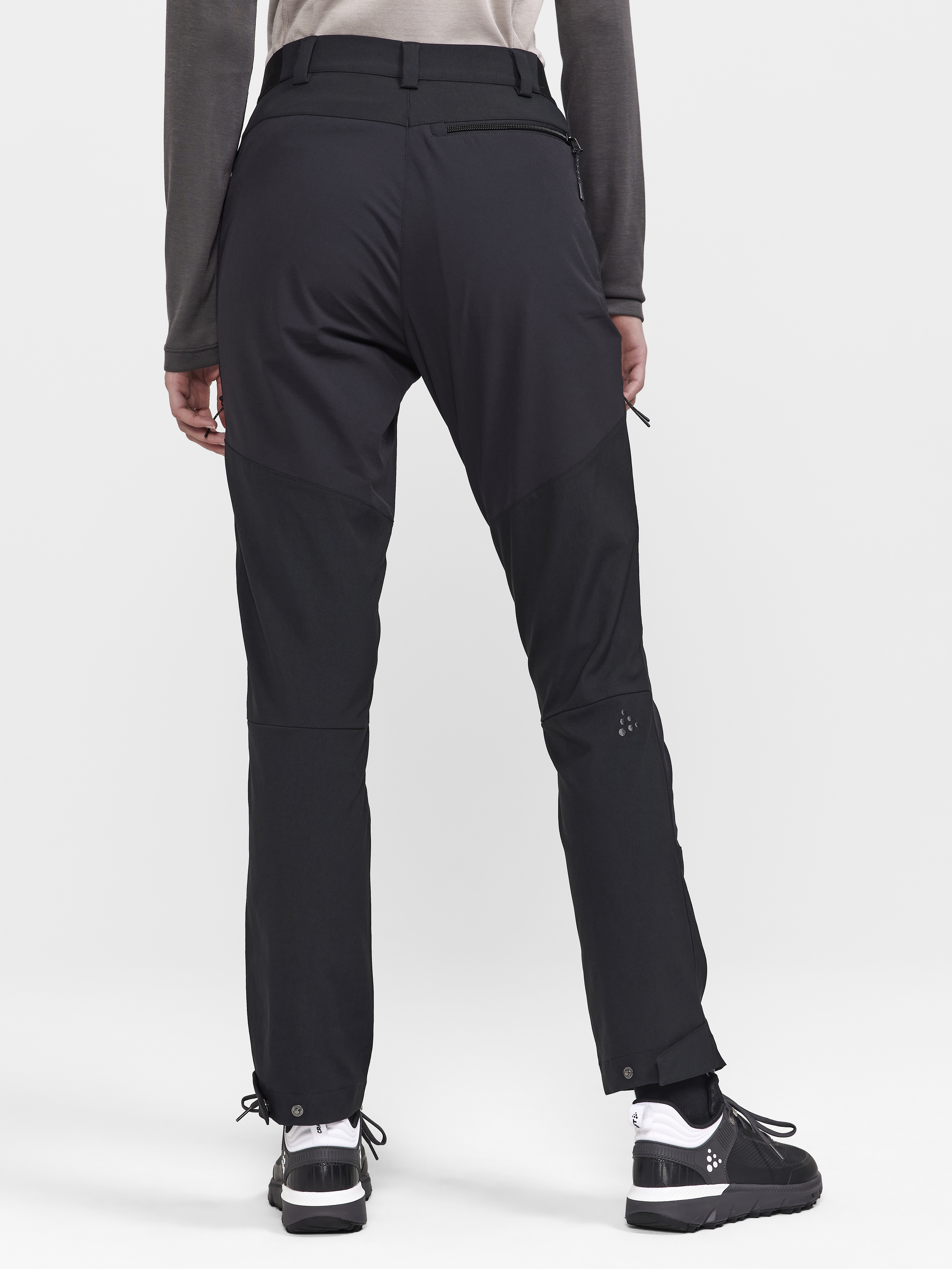 PRO EXPLORE HIKING PANTS W - 10