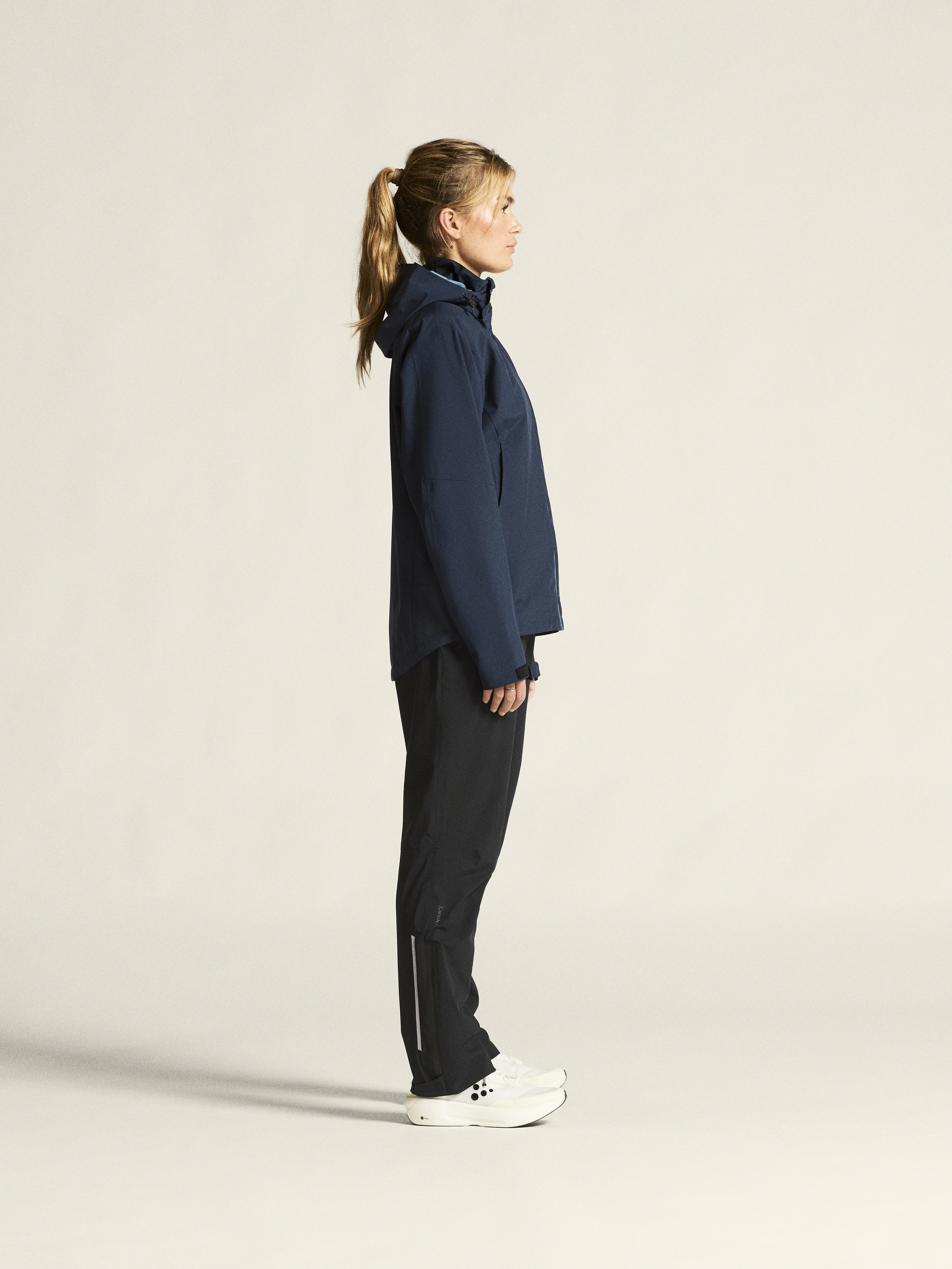 CORE EXPLORE SHELL JACKET W - 16