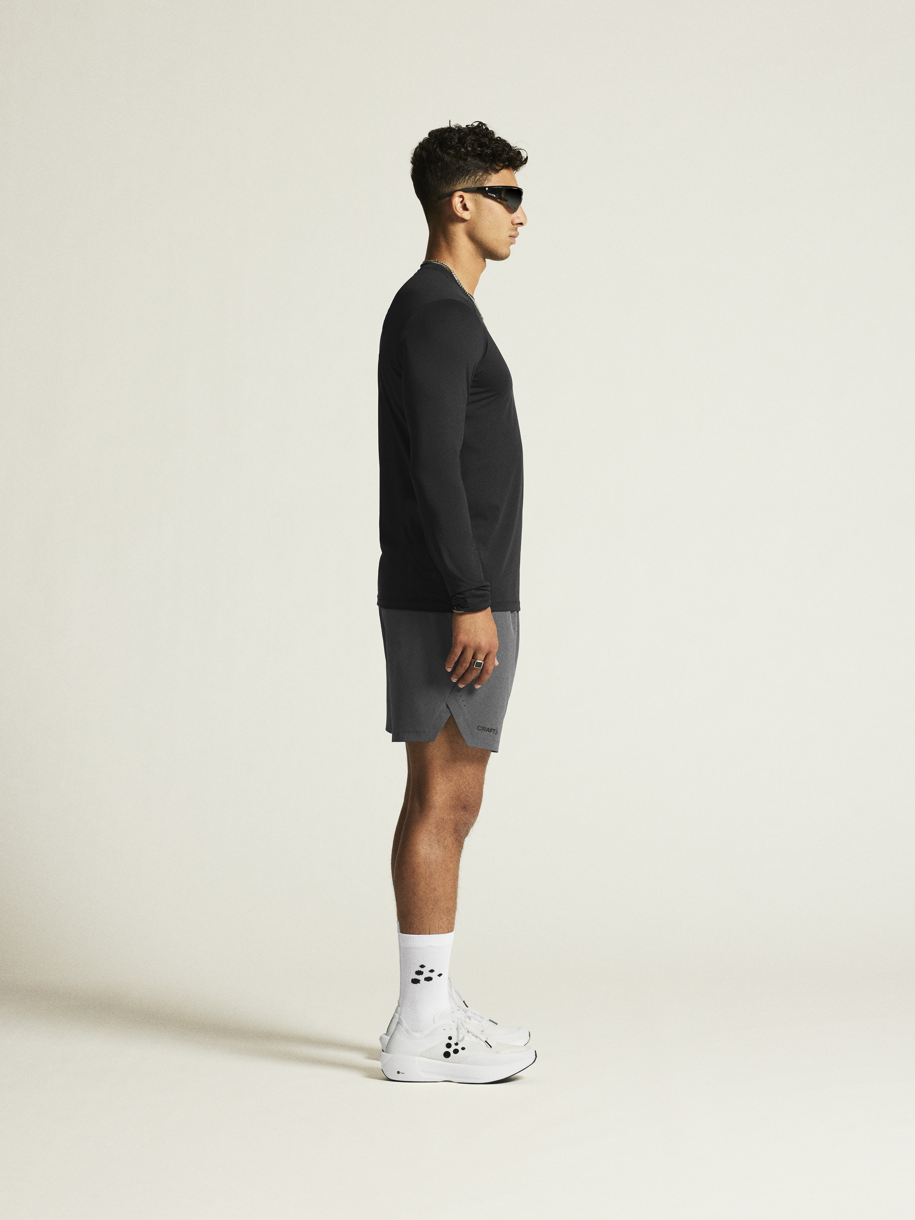 ADV ESSENCE LS TEE 2 M - 18