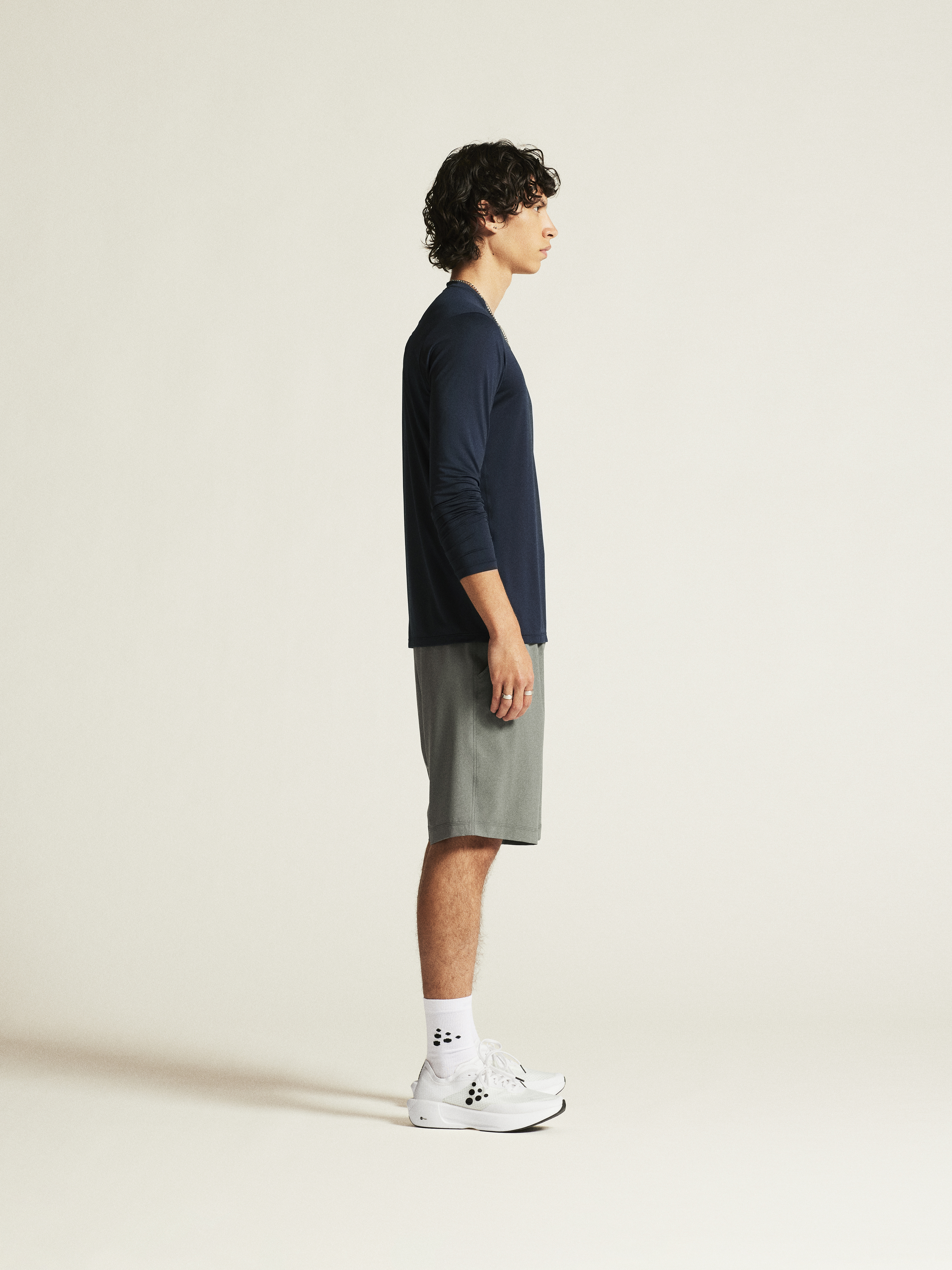 ADV ESSENCE LS TEE 2 M - 11