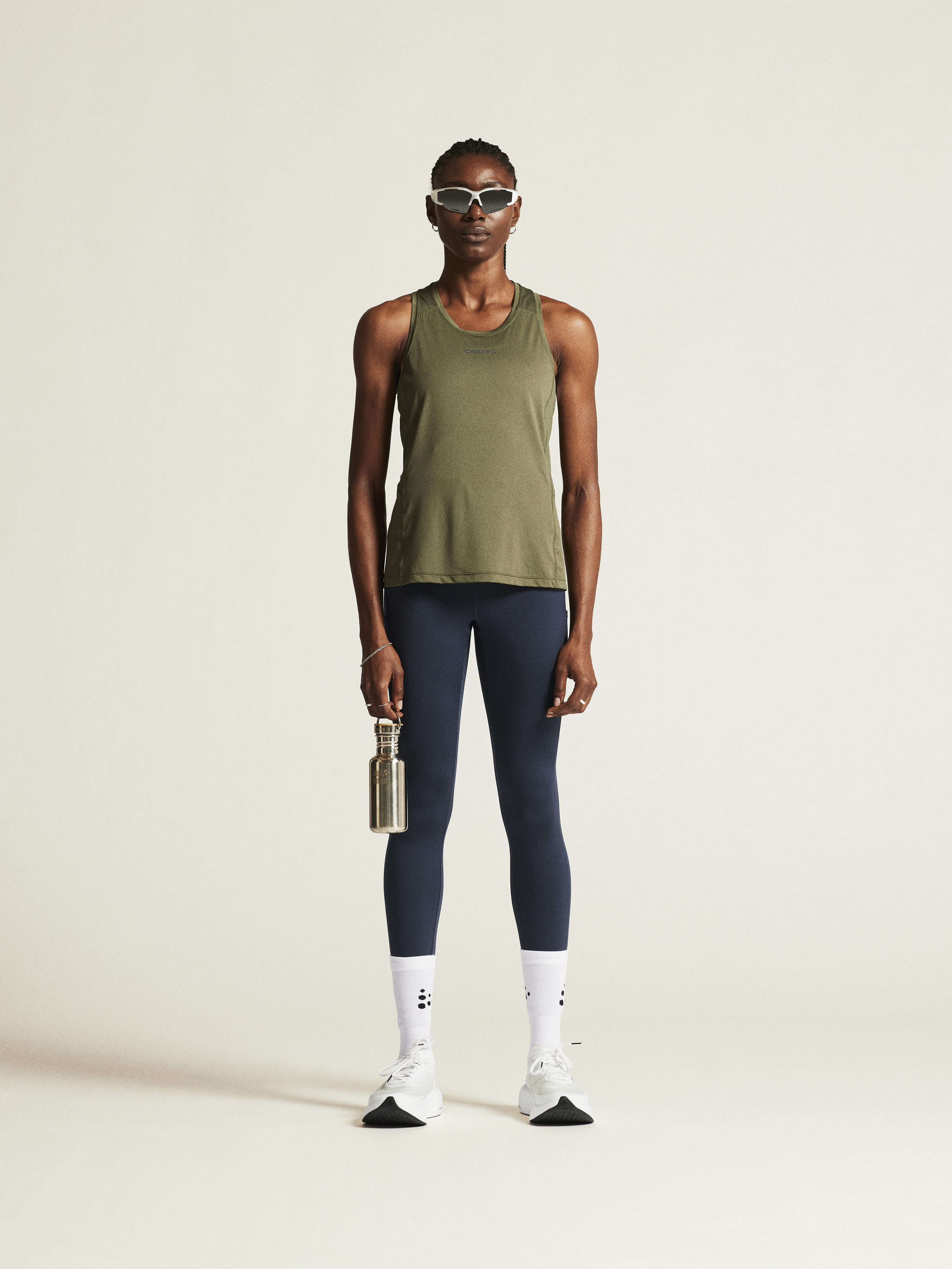 ADV ESSENCE SINGLET 2 W - 16