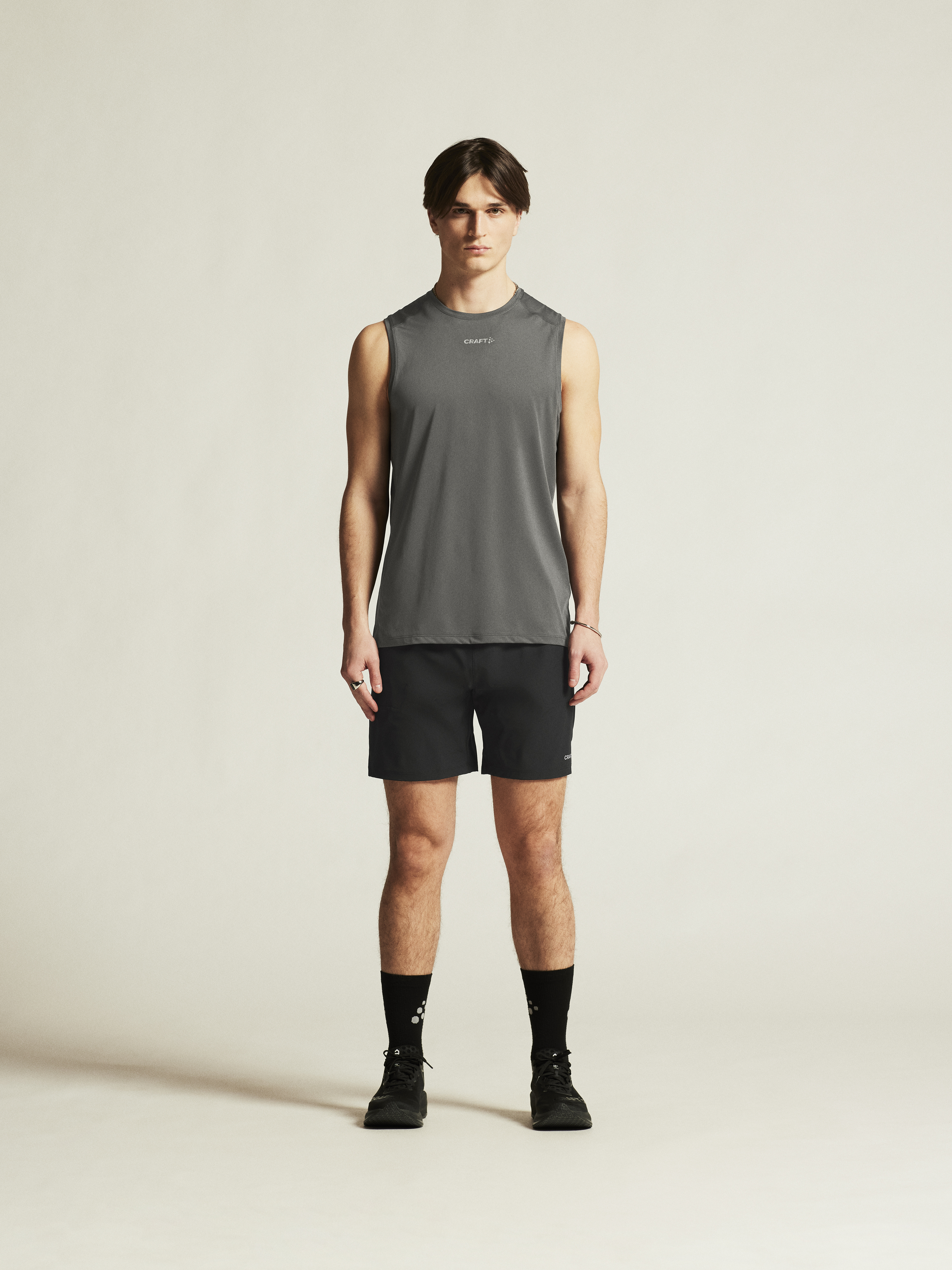 ADV ESSENCE 2-IN-1 SHORTS 2 M - 15