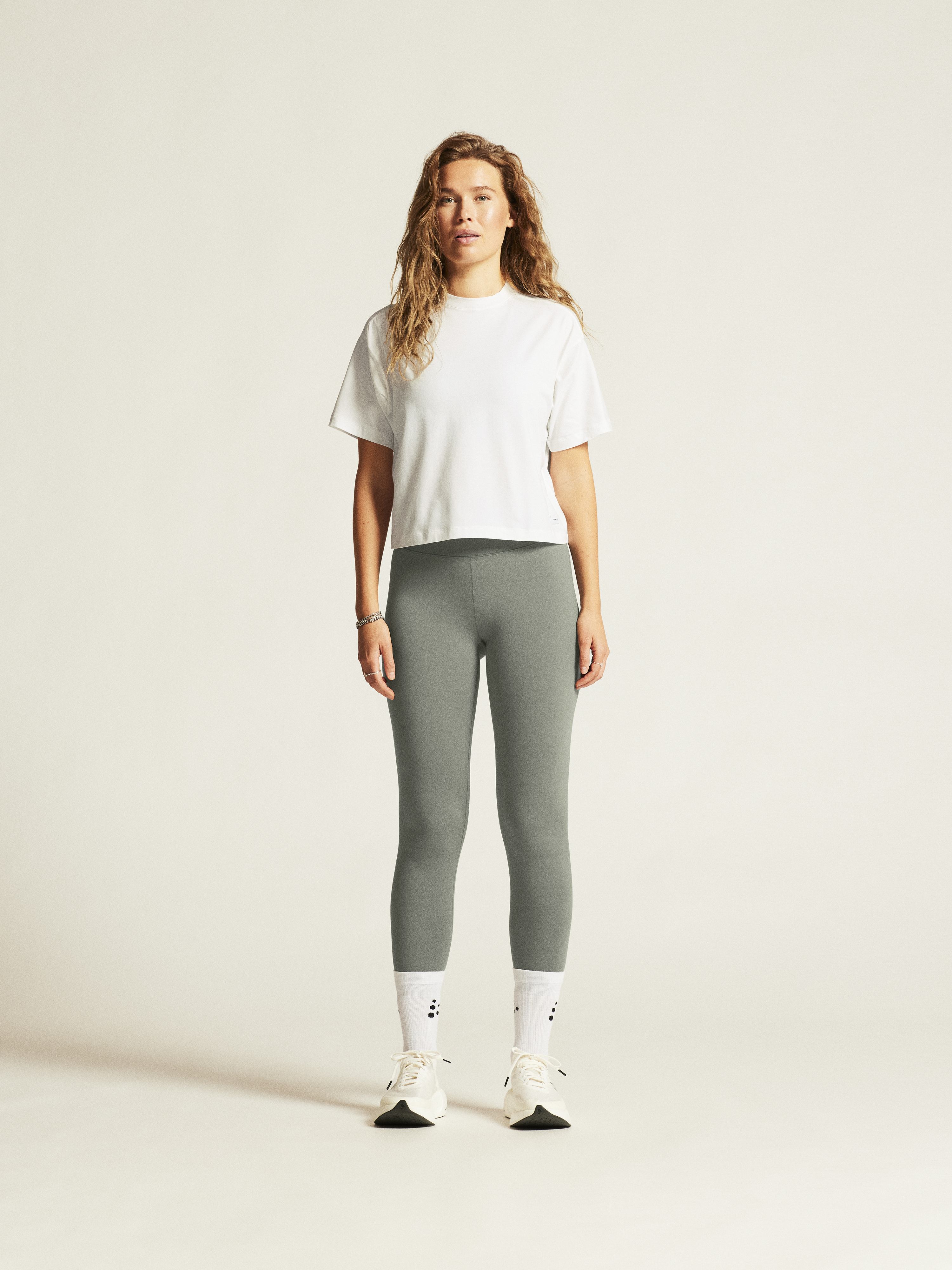 COLLECTIVE RELAXED SS TEE W - 11