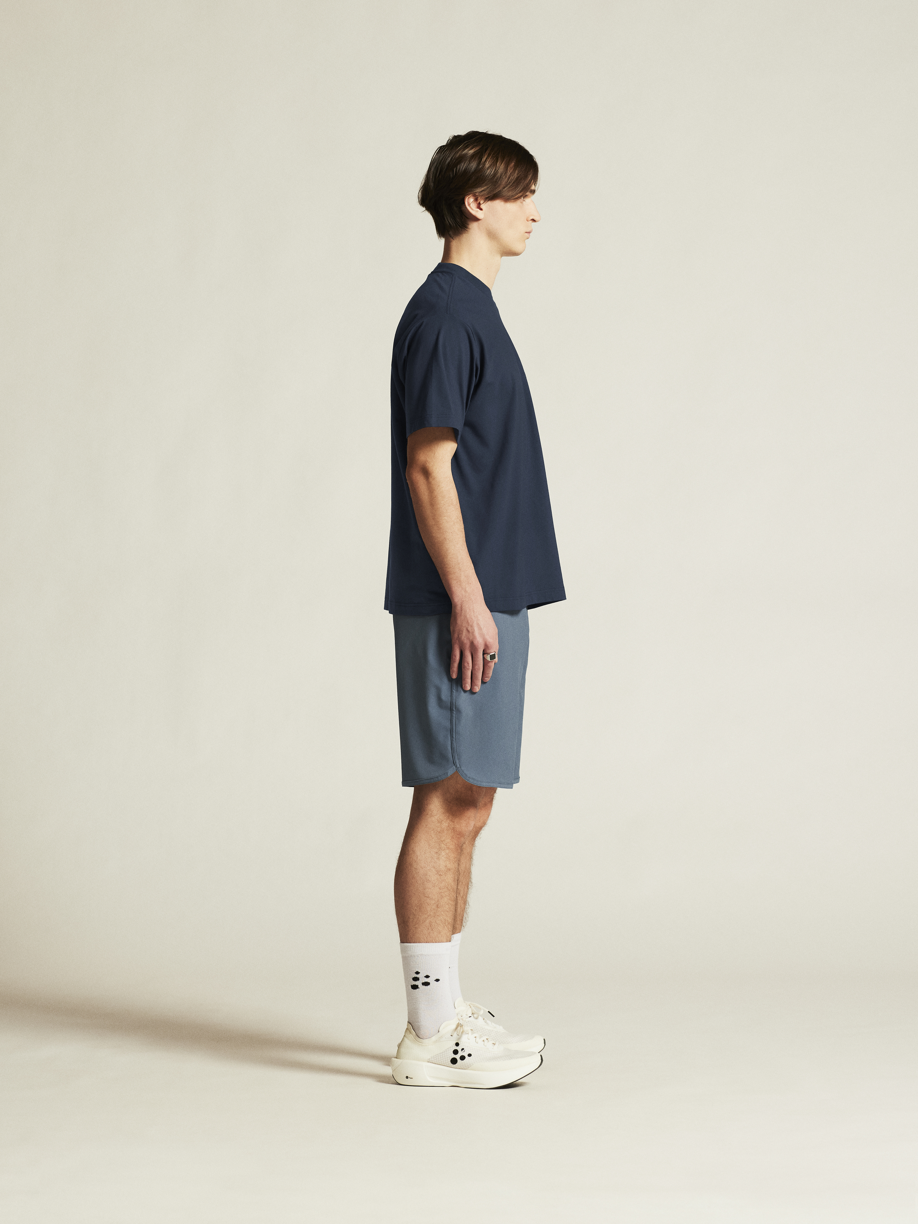 COLLECTIVE RELAXED SS TEE M - 22