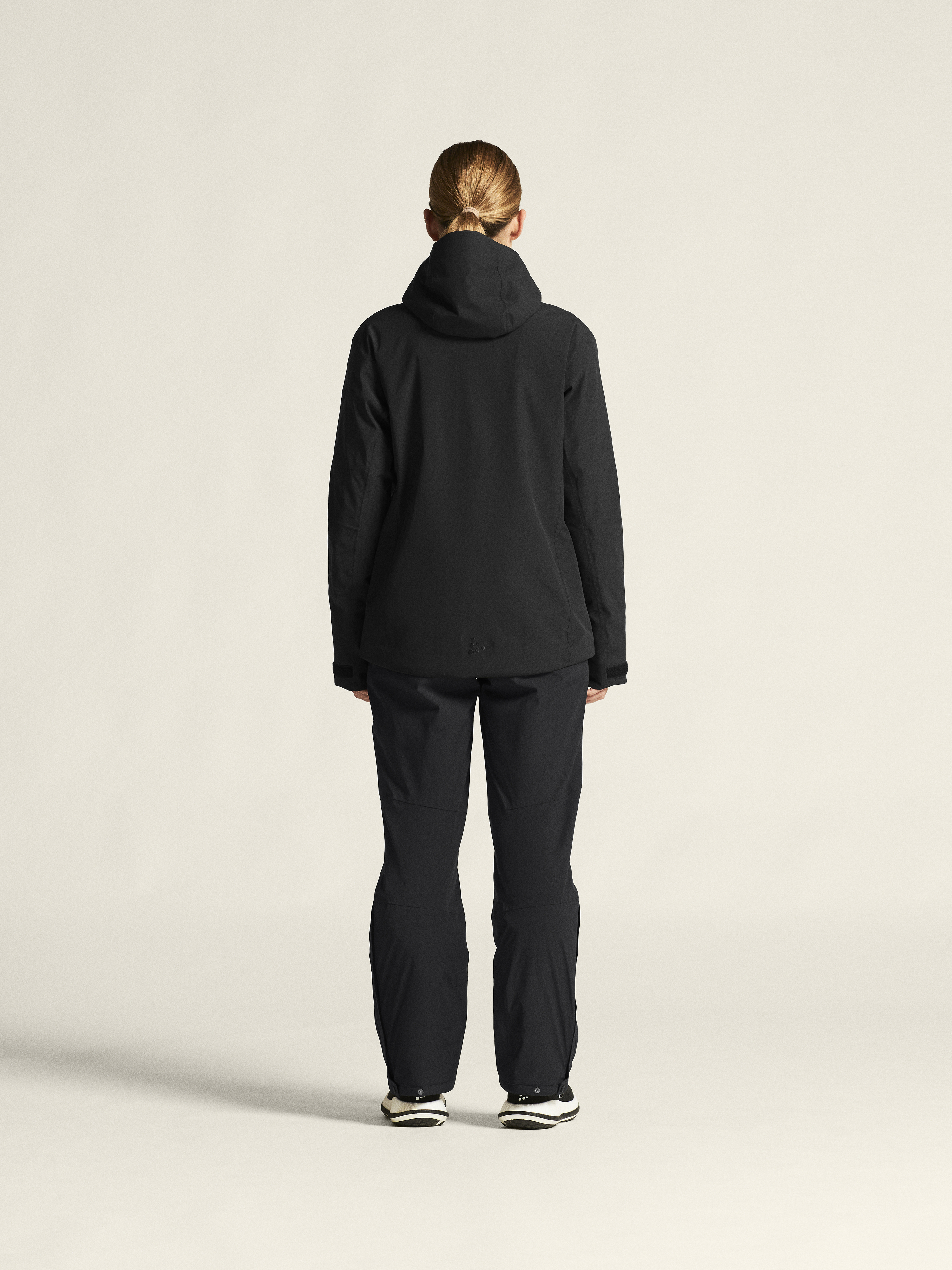 EXPLORE PADDED JACKET W - 25