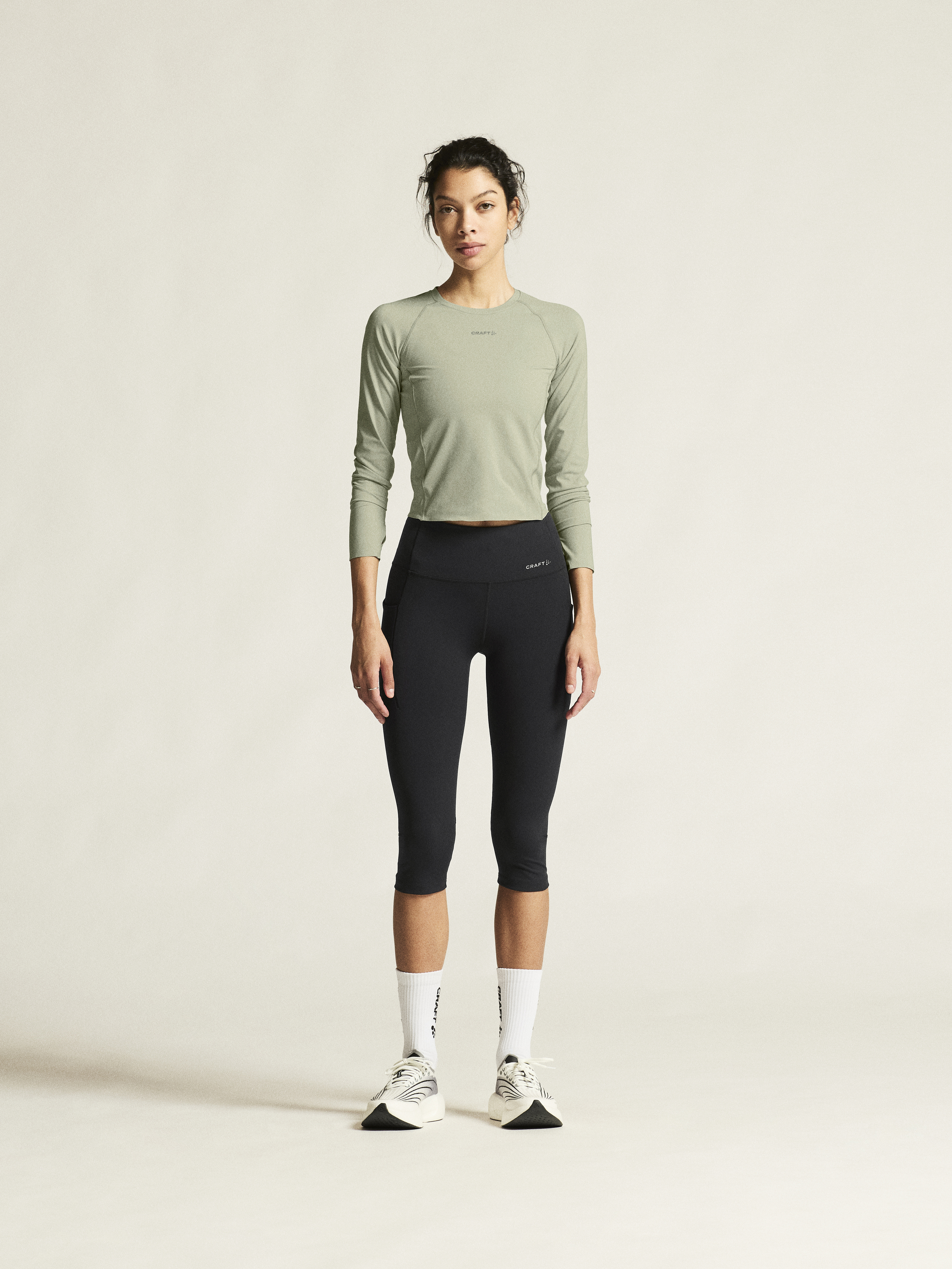 ESSENCE CAPRI 3 W - 5