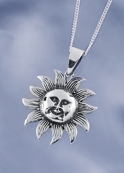 Sun necklace in silver