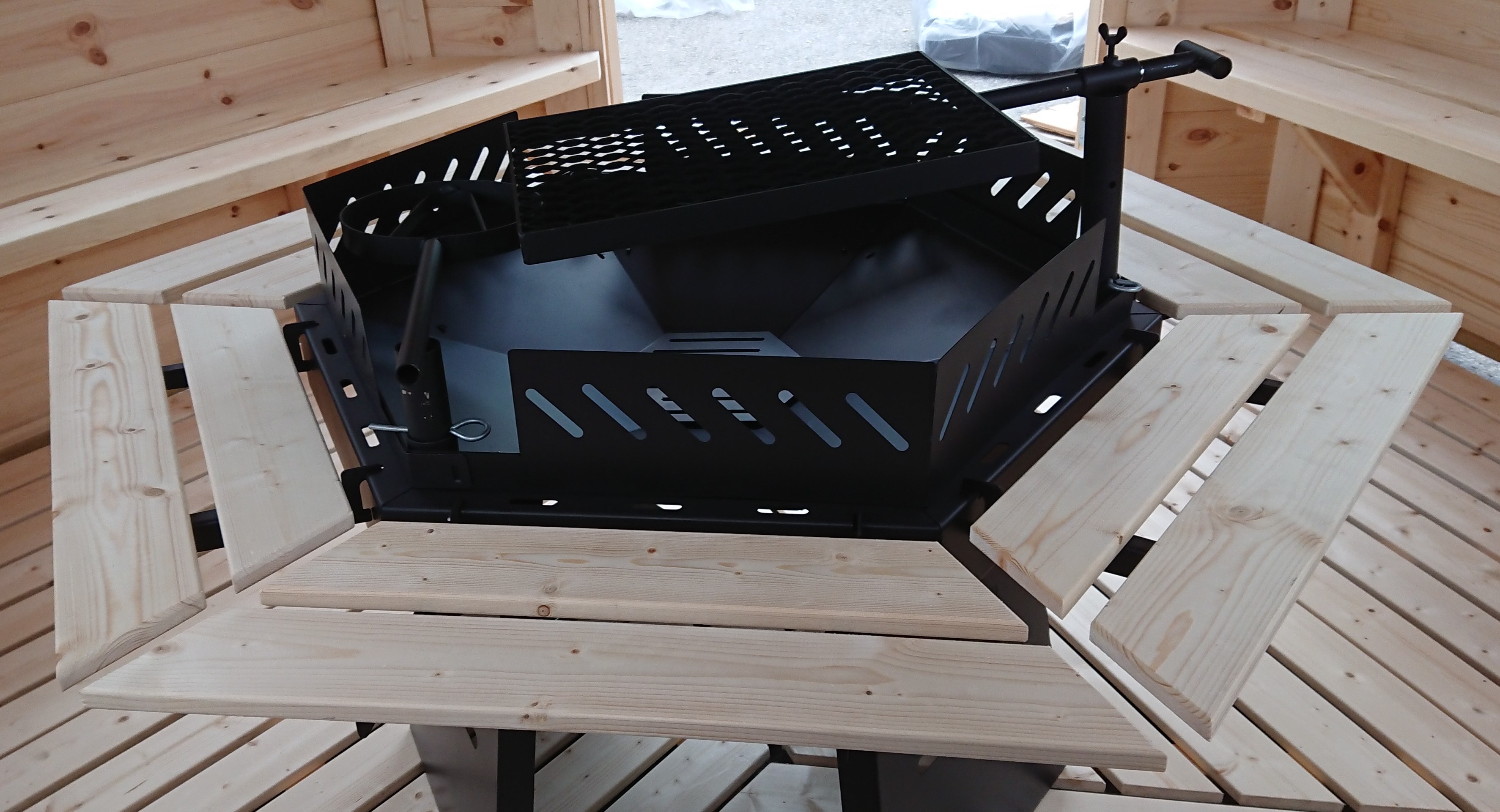GRILLHUS  9,2m² + 1stk takvindu - 4