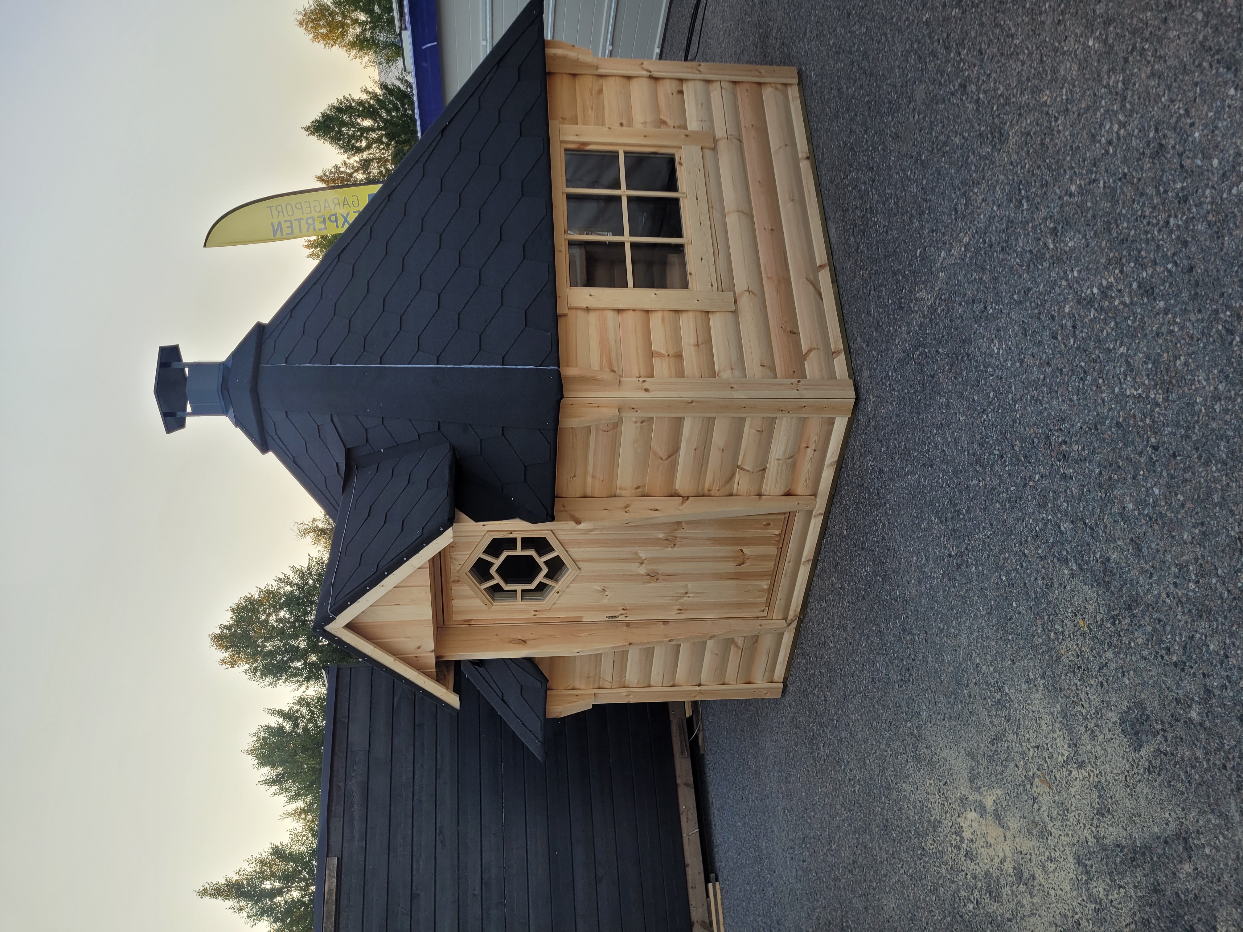 GRILLHUS  9,2m² + 1stk takvindu - 15