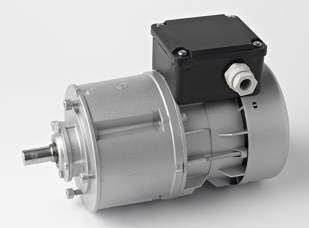 Getriebemotor R1C225H2BC 39 U/min (DP35 Achse Ø14 mm)