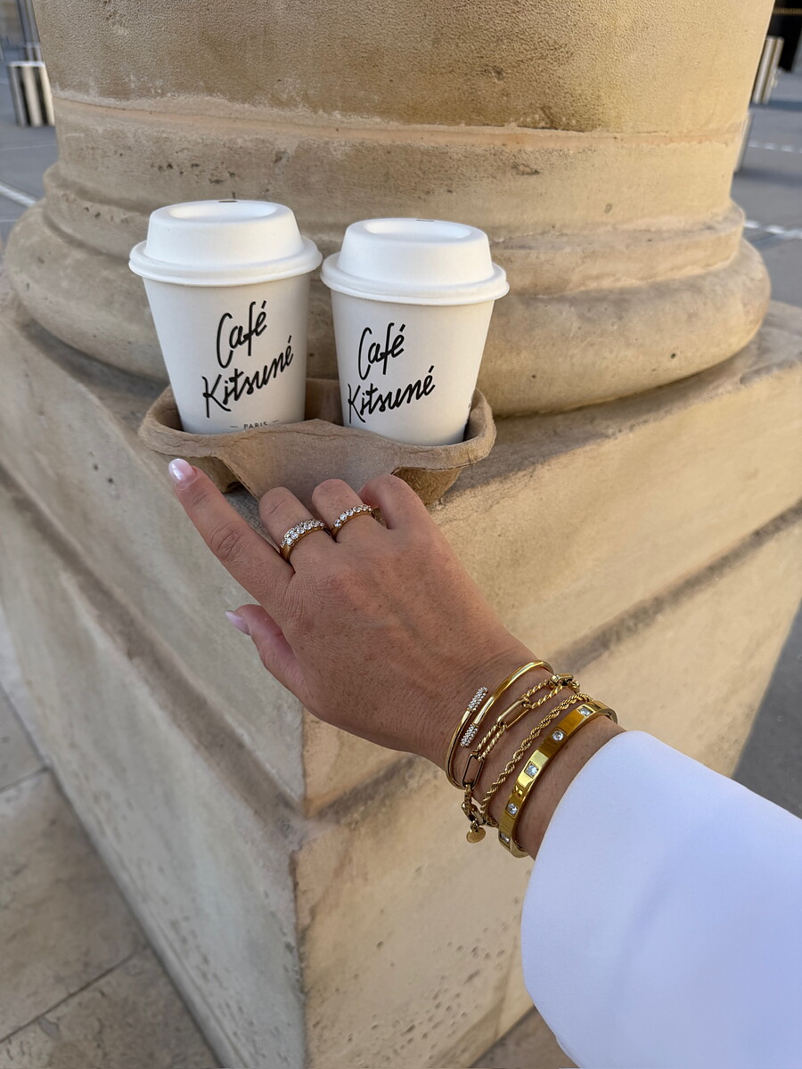 Armband och ringar i guld