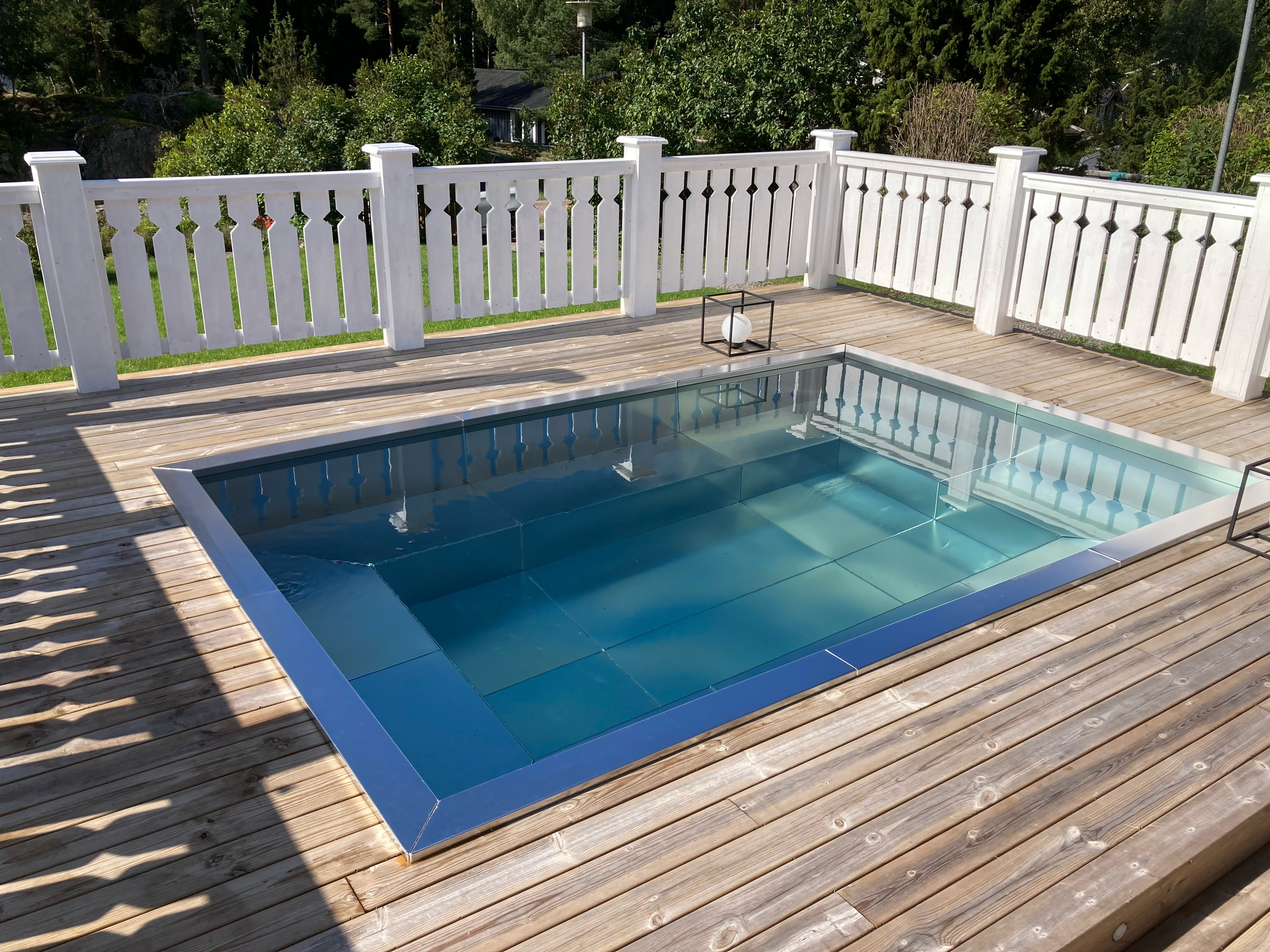 Stor nog för svalkande bad och lek på sommaren  