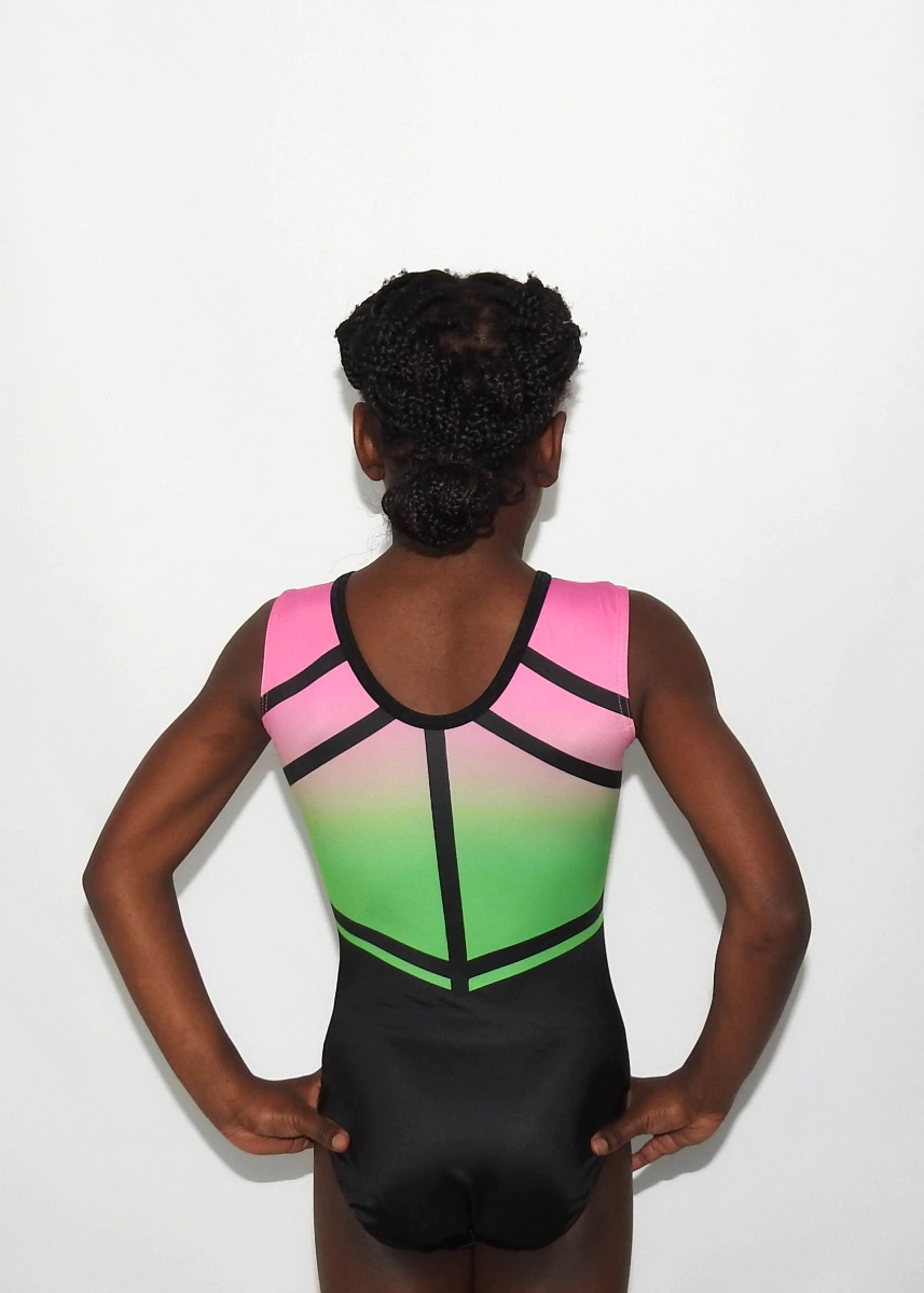 ANTHEIA PINK/GREEN Turn og Gymnastikk drakt uten erm i sublimert stohffmed glass stener   - 2