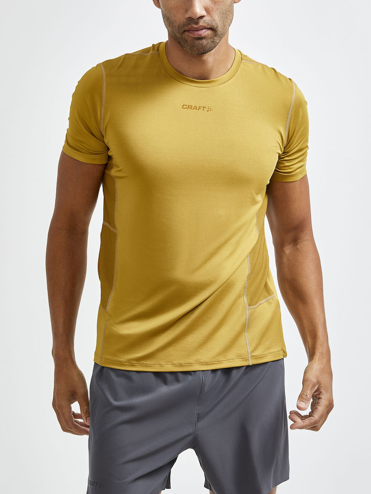 Craft ADV Essence SS Tee Herr (16 olika färger) - 8