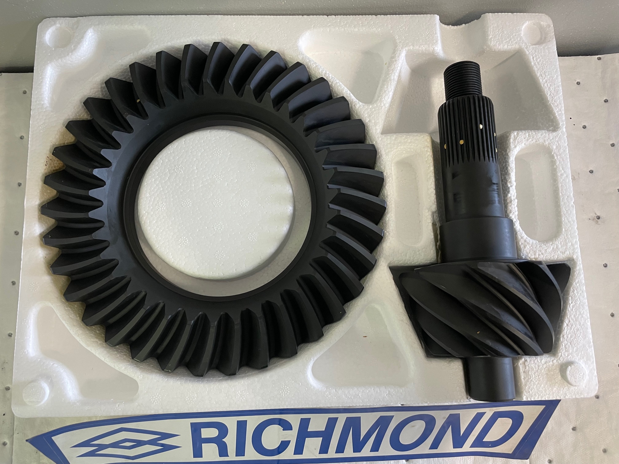 Richmond Pro Gear Ford 9" - 2