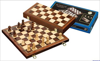 Vikbar magnetisk reseschack