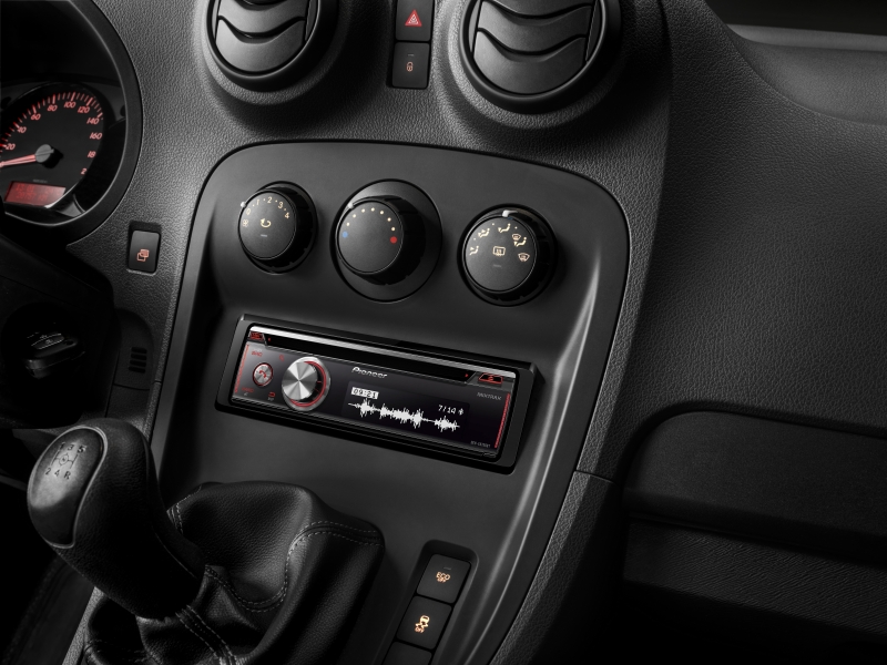 PIONEER DEH-X8700BT - 2