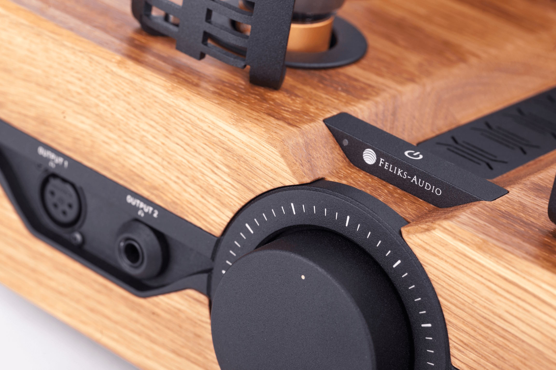 Feliks Audio Envy - 14