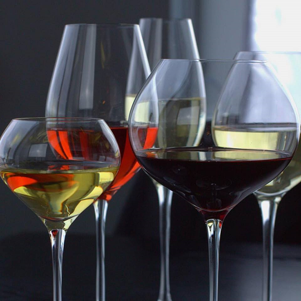 Difference Rich Wine Dry Grapes Glass - 2