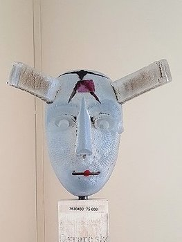 Head 3