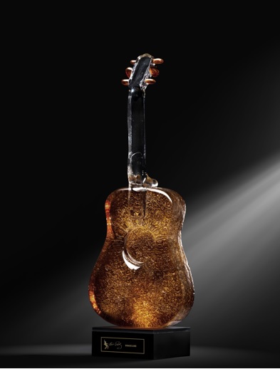 Guitar Bronze - Graceland - Elvis Presley - 2