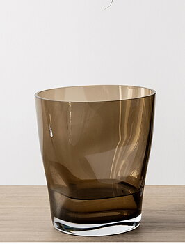 Squeeze Tulip Vase Brown
