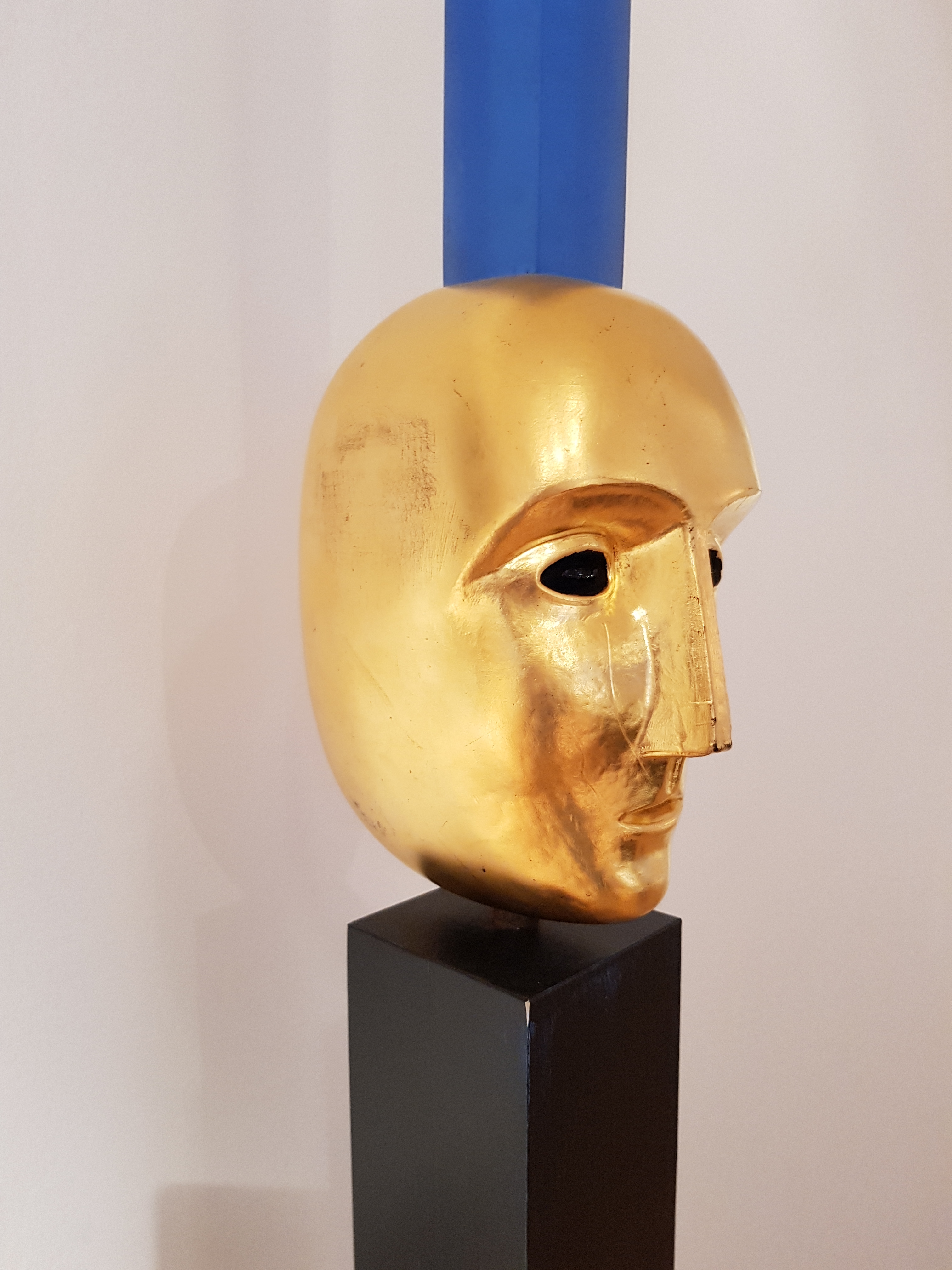 Head Gold with Blue Rod - 4