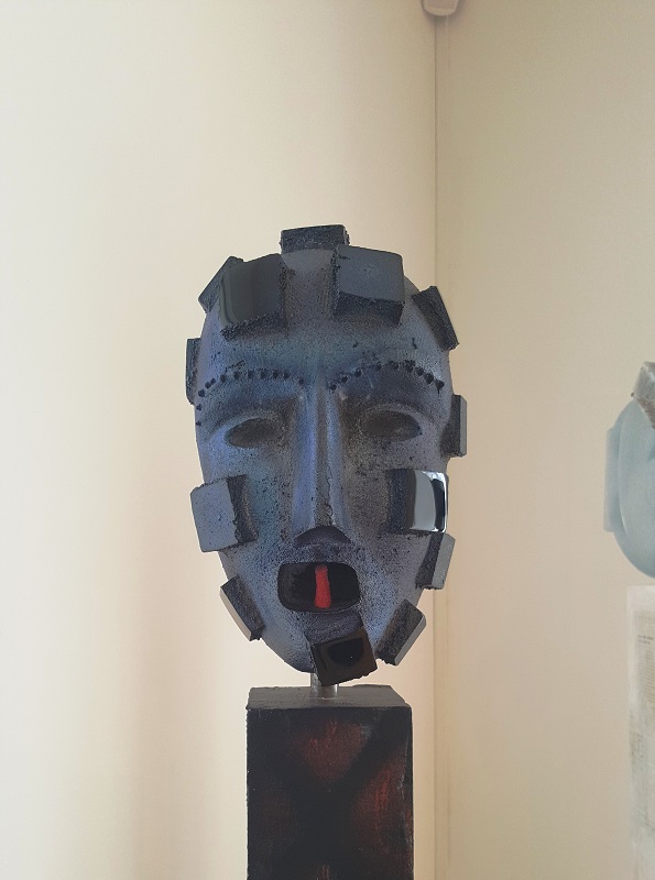 Head 1