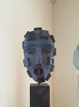 Head 1