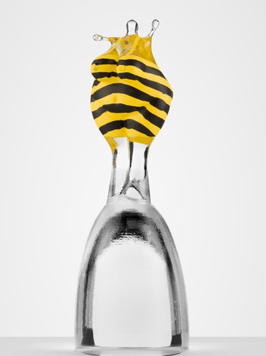 Bath Woman Yellow Black Glass Base 
