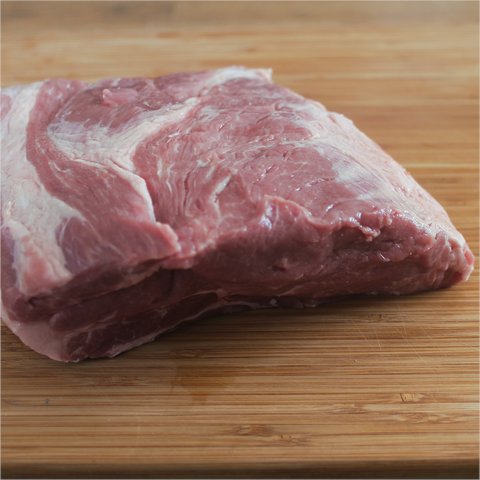 Fryst Hel Karré  ca 1 kg 