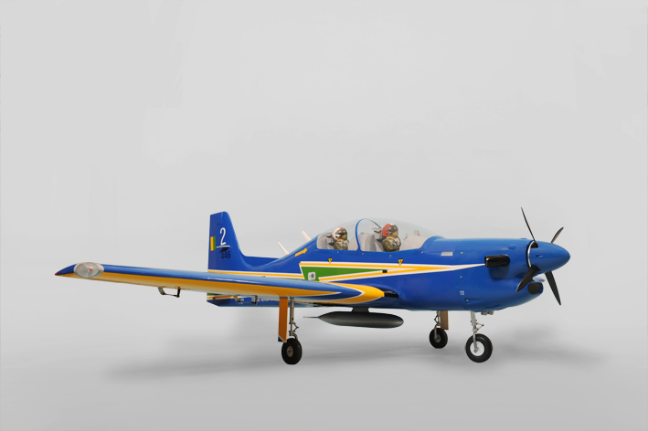TUCANO 60ccm ARF 2600mm Phoenix - 10