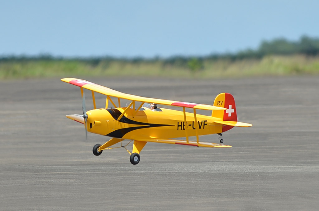 BUCKER BU 131 JUNGMANN 1850mm 20-30cc motor/el ARF BH160 - 3