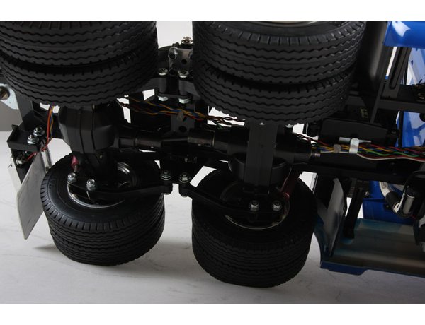 TAMIYA FORD AEROMAX TRUCK KIT 1/14 - 4