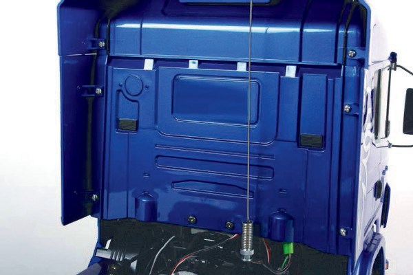 TAMIYA SCANIA R620 (PRE-PAINTED BLUE) KIT 1/14 - 4