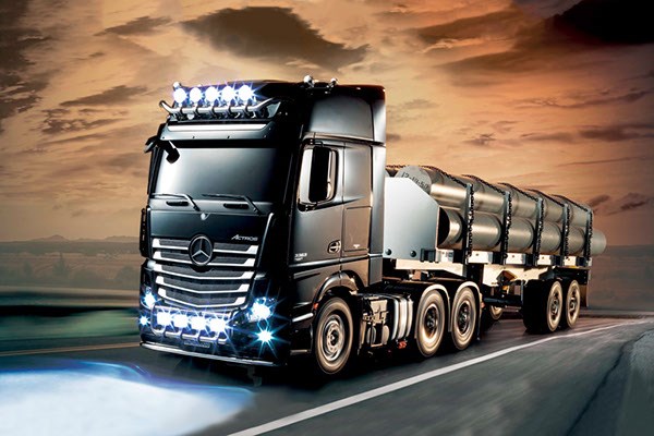 TAMIYA MERCEDES ACTROS 3363 GIGASPACE KIT 1/14 - 2