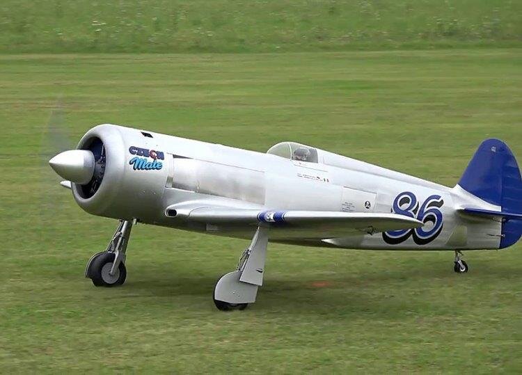 Seagull YAK-11 Reno Racer Czech Mate 1800mm 35cc Gas Blå ARF