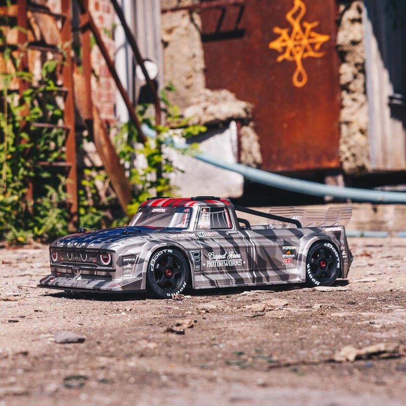 INFRACTION 6S BLX 1/7 All-Road Truck Silver - 18