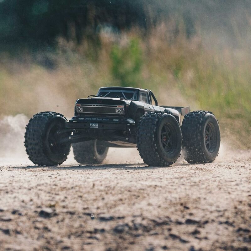 OUTCAST 6S 4WD BLX 1/8 EXB Stunt Truck RTR Black - 16