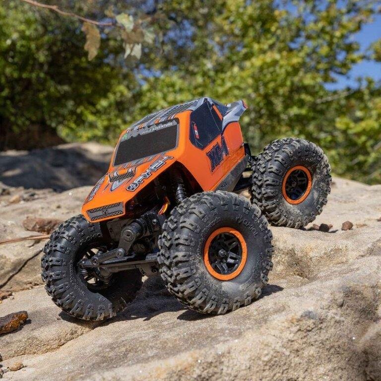 AXIAL 1/24 AX24 XC-1 4WS Crawler Brushed RTR. Orange - 4
