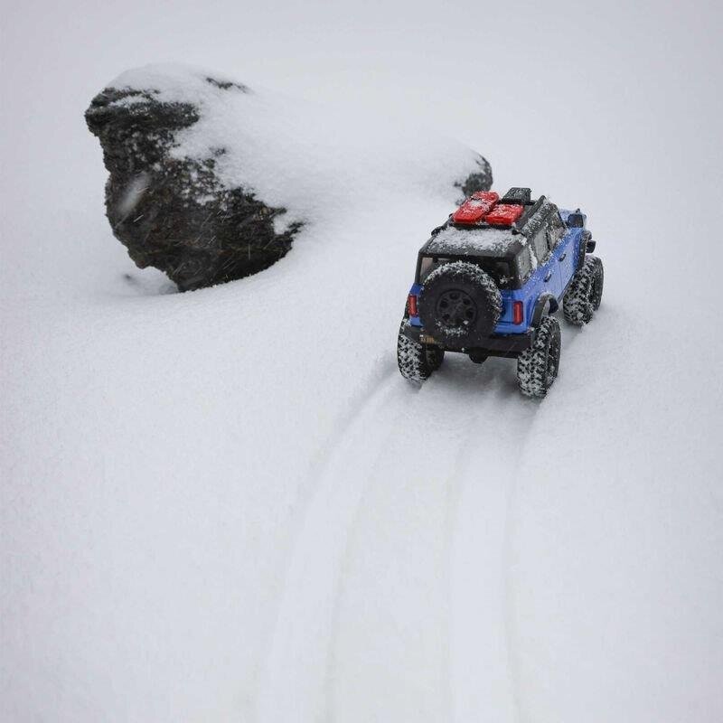 AXIAL SCX24 2021 Ford Bronco 4WD Truck Brushed RTR 1/24 Blå - 12