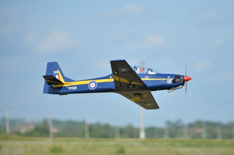 Black Horse Tucano 1730mm .65-95/15cc GP/Bensin/EP ARF BH173* - 3