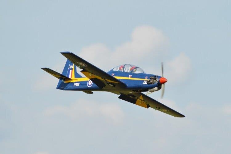 Black Horse Tucano 1730mm .65-95/15cc GP/Bensin/EP ARF BH173* - 4