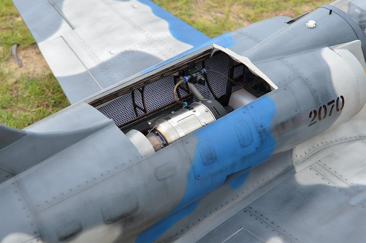 L-39 Albatros 1720mm Turbin Infällbara Landställ BH183 - 3