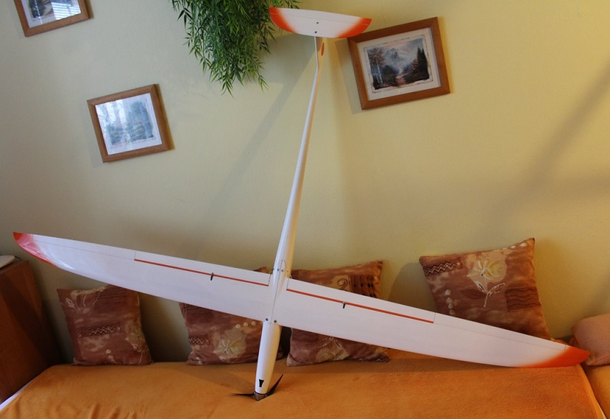 Topmodel AGGRESSOR 240  ARF   sp: 1.99m - 11