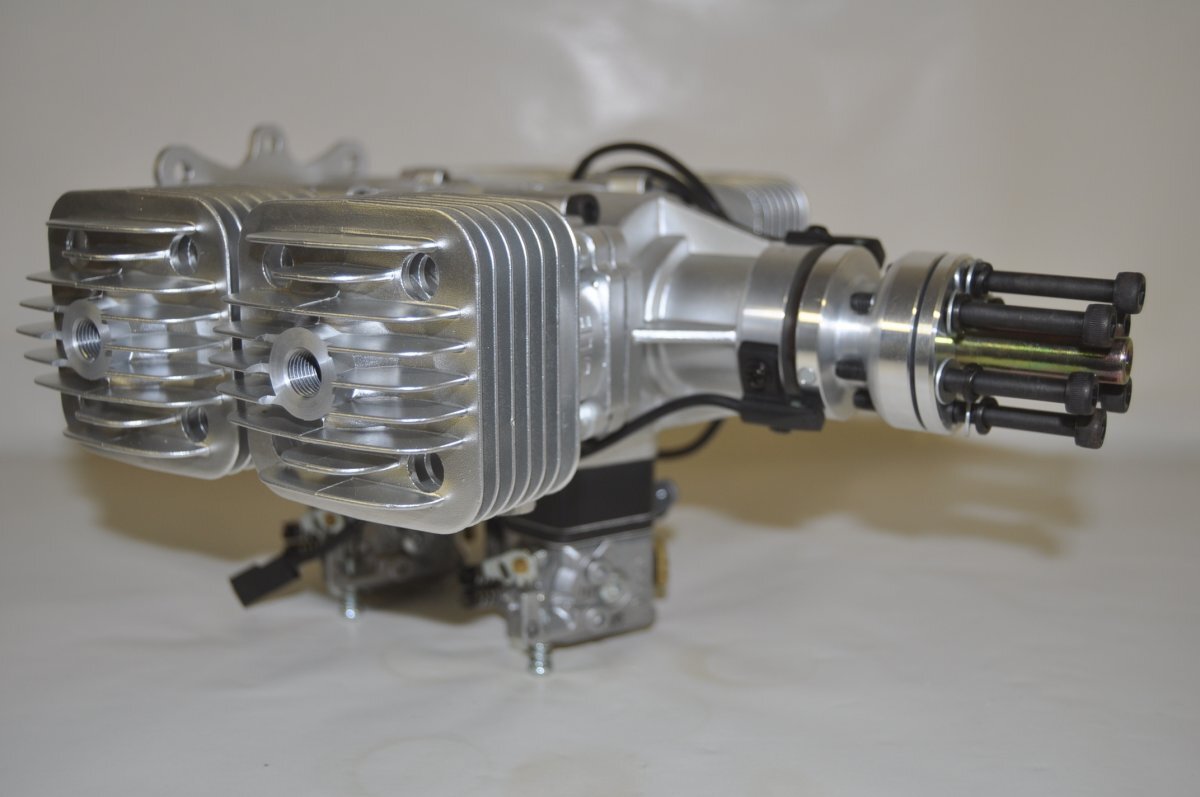 DLE-120 120cc 4-CYL Bensinmotor