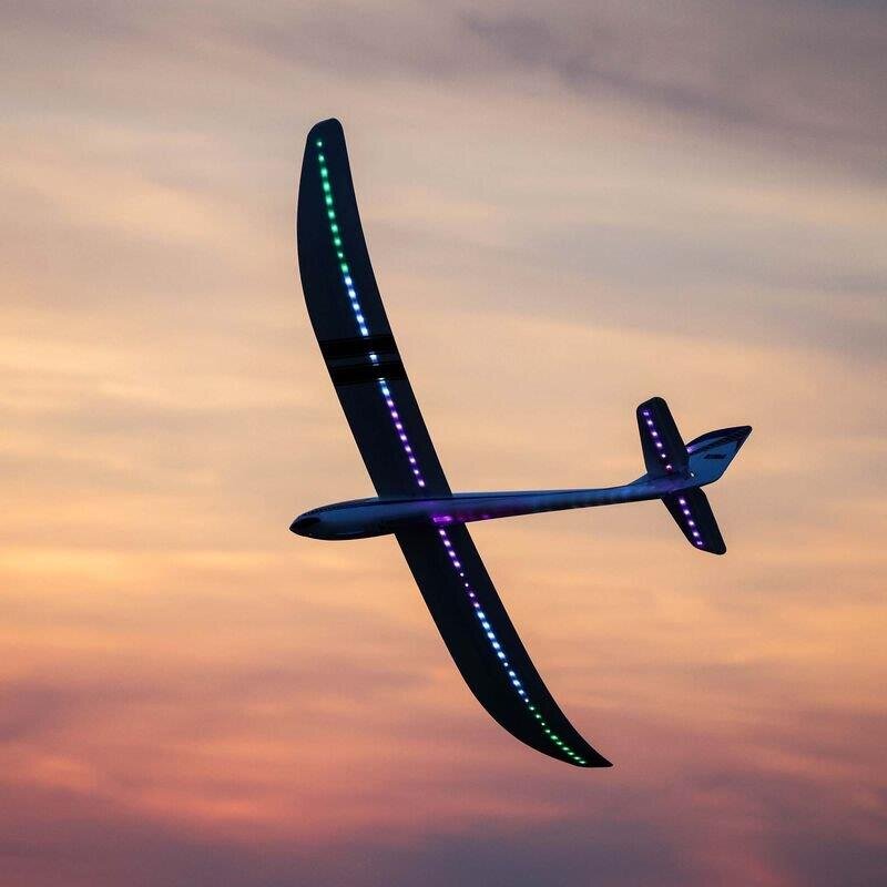 Night Radian 2.0m BNF Basic - 13