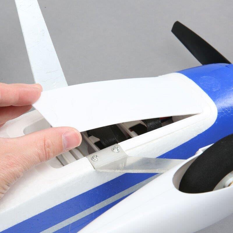 E-FLITE Valiant 1.3M BNF Basic with SAFE & AS3X - 20