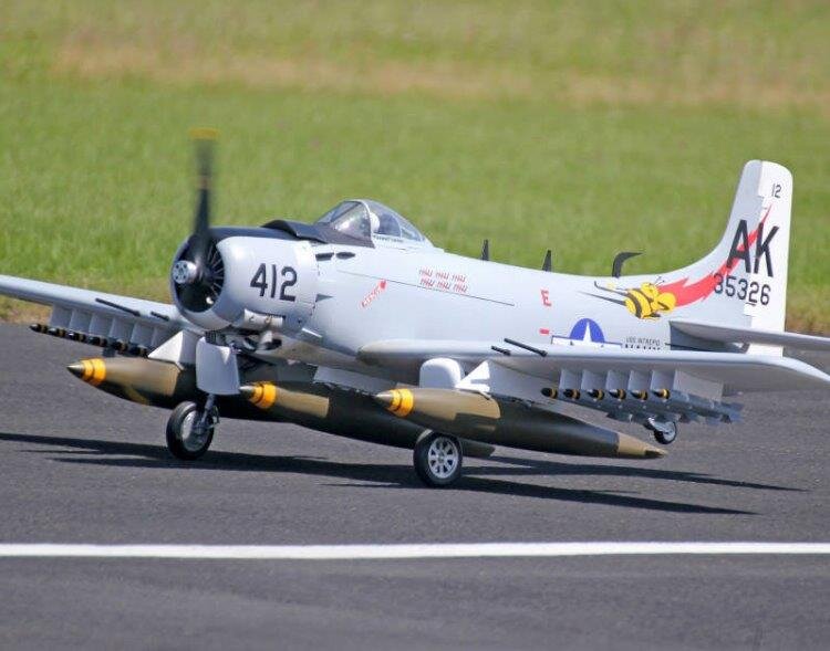 Seagull Skyraider 35-60cc Bensin 2.15m ARF utan Klädsel - 6