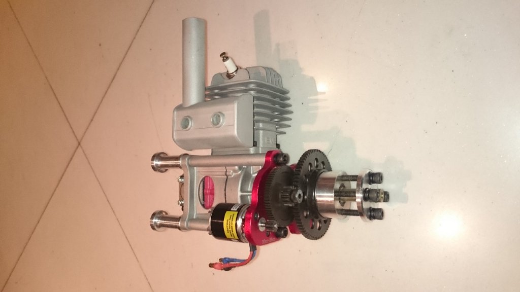 Bensinmotor 35cc med borstlös elstart. tädsystem 6-12V